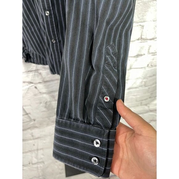 EUC American Eagle Shirt - Picture 2 of 3